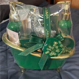 Love Eucalyptus Bath Set - Green and Gold